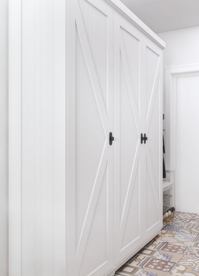 Wardrobe in the hallway Wardrobe in the hallway