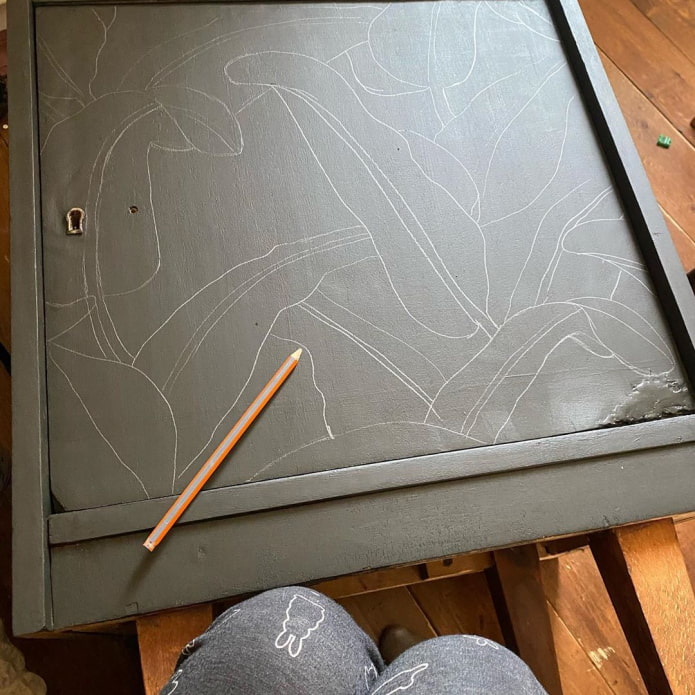 Drawing a picture Drawing a picture