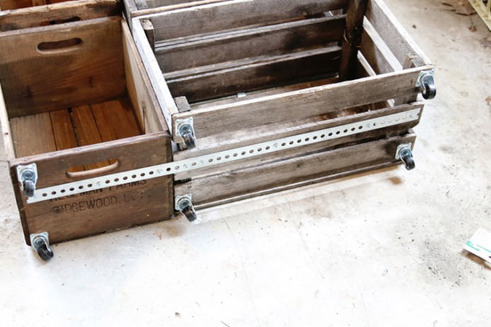 We fix the rollers We fix the rollers