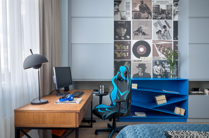 study area in the room study area in the room