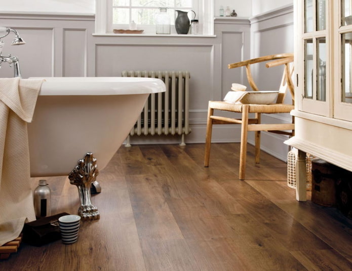 Vinyl tiles in the bathroom