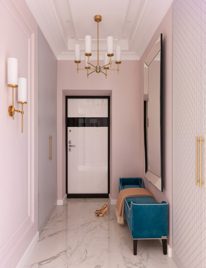 Glossy surfaces in the hallway Glossy surfaces in the hallway