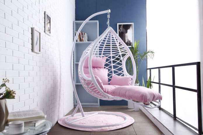 hanging chair