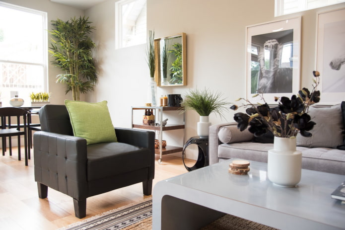 Glass top, frames, mirror Glass top, frames, mirror