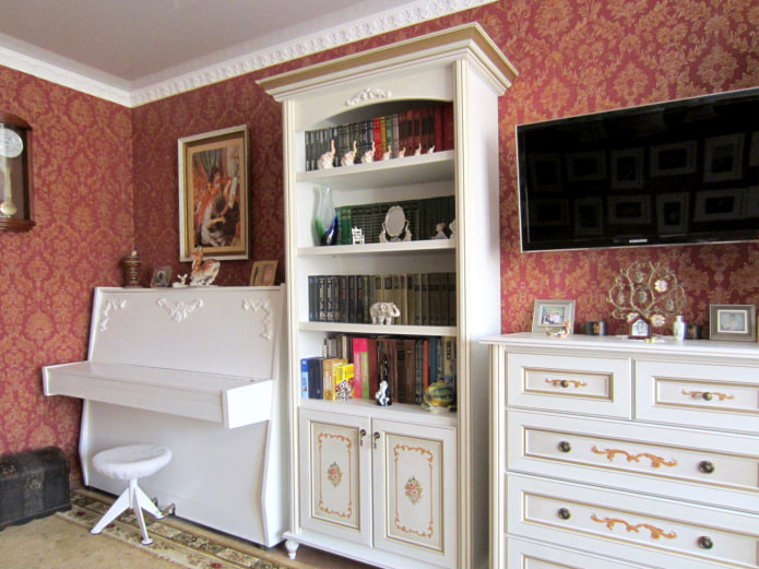 Repainted furniture Repainted furniture