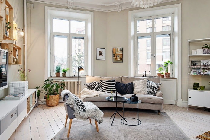 windows without curtains in the hall windows without curtains in the hall