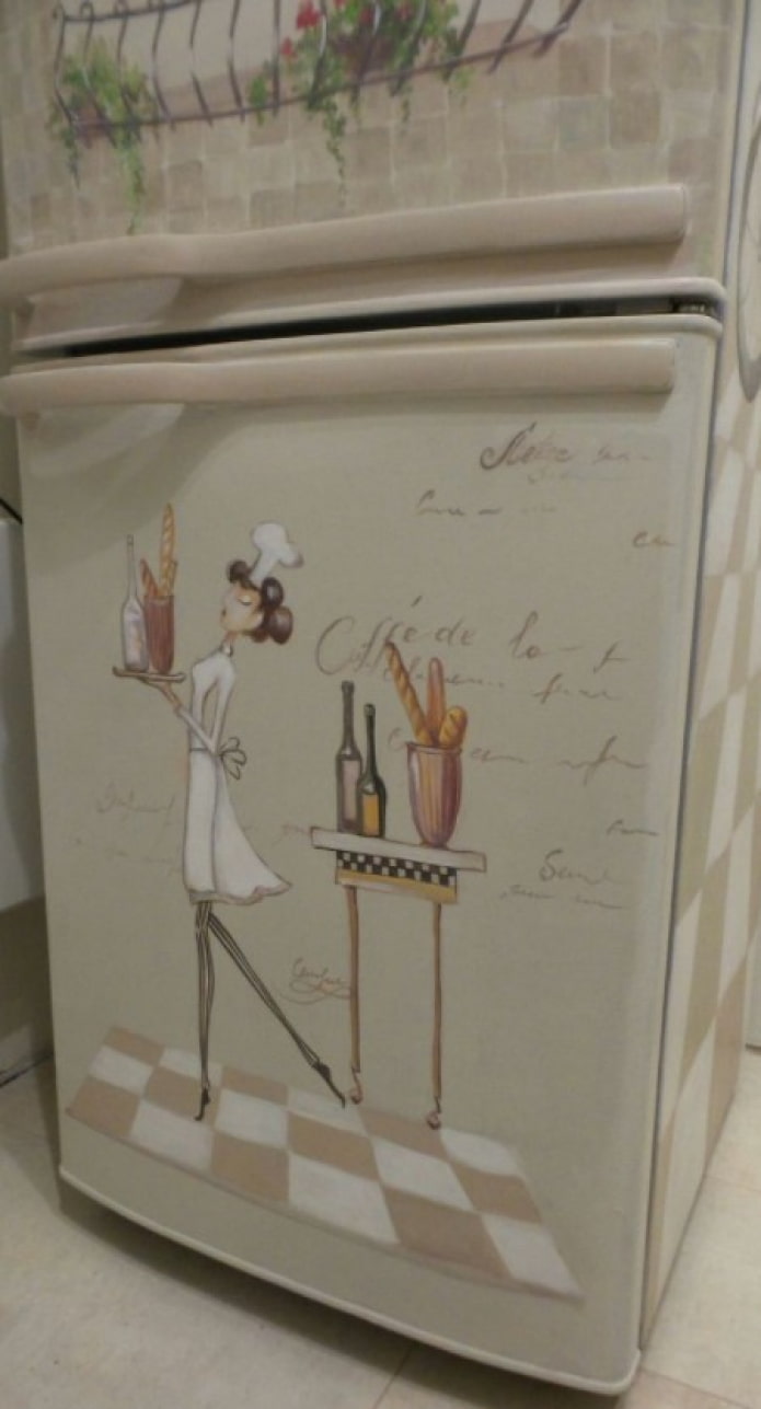 beautiful decoupage of the refrigerator