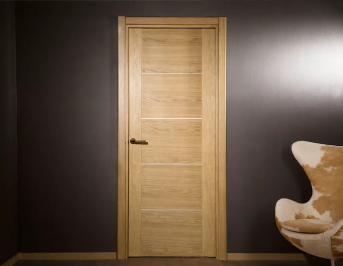 veneered interior door