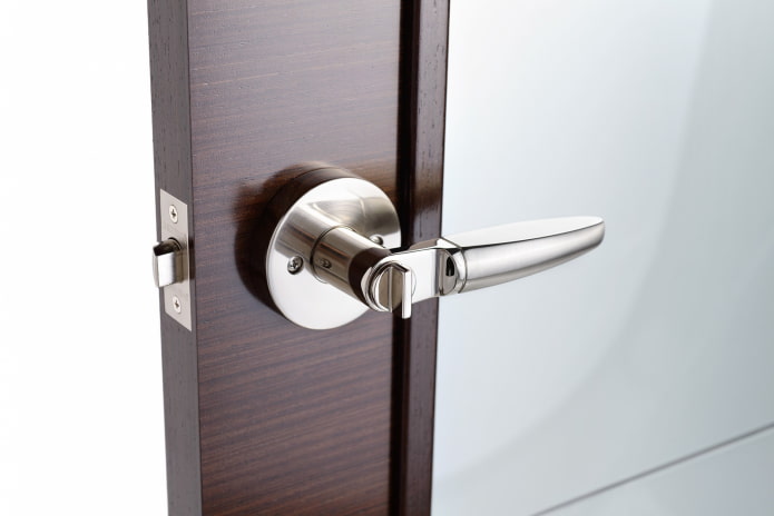 latch in the bathroom