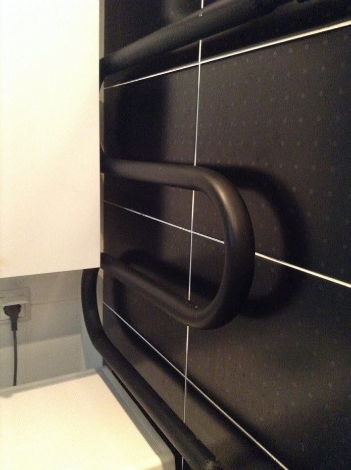 pipe in the color of the wall in the bathroom pipe in the color of the wall in the bathroom