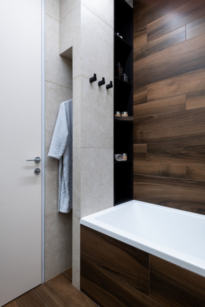 decoration of walls in the bathroom under a tree