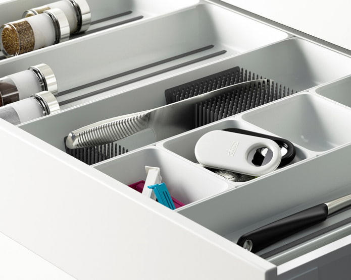 Knife stand in a drawer