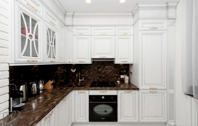 classic style kitchen