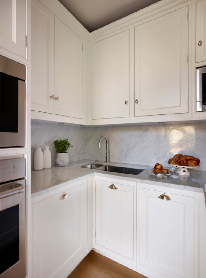 elongated sink in the kitchen