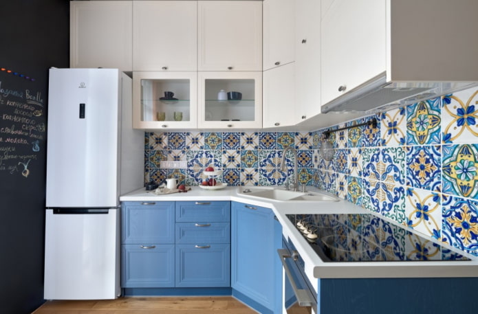 special sink in the corner