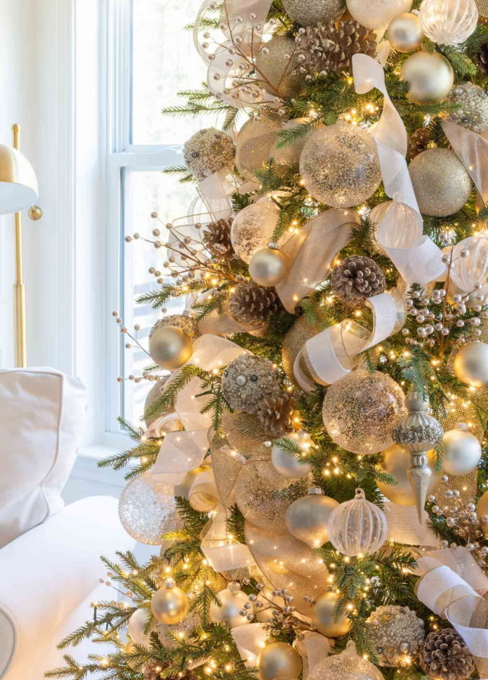 Golden balls, cones, garland