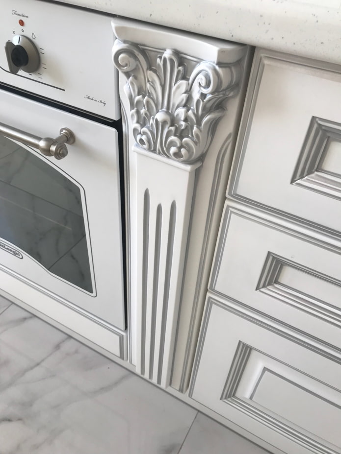 gray patina in the kitchen gray patina in the kitchen