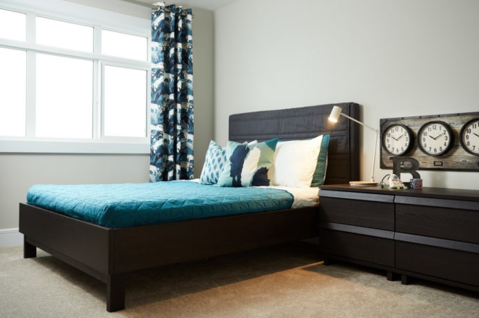 clock in the bedroom