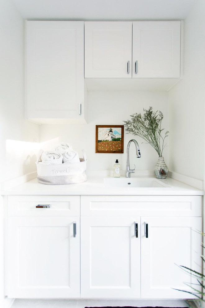 Cloth basket with towels Cloth basket with towels