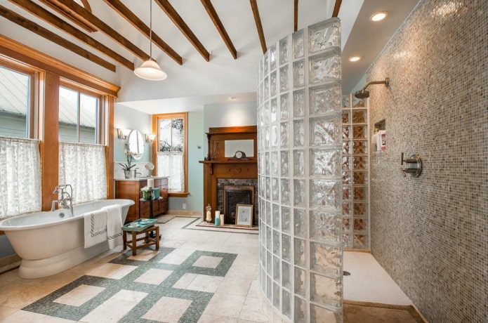 shower room made of glass blocks