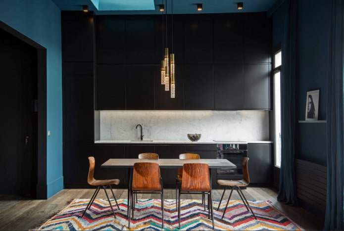 carpet in the dining area of ​​the kitchen