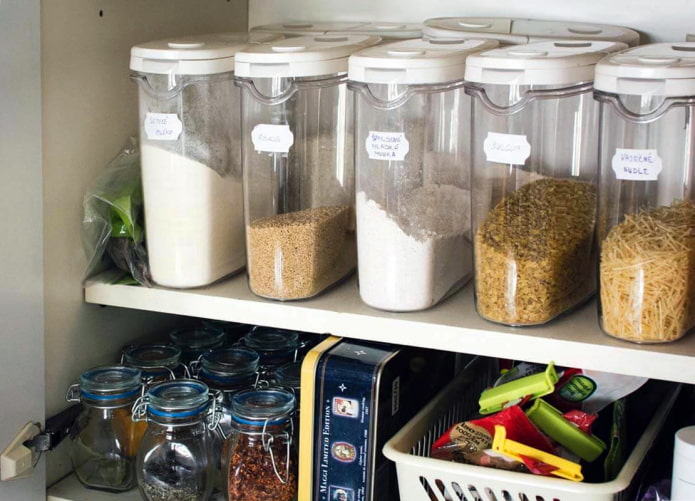 Containers with tight lids Containers with tight lids