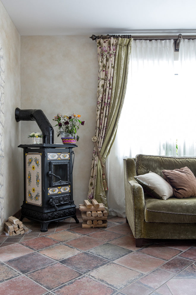 Stove with painting Stove with painting