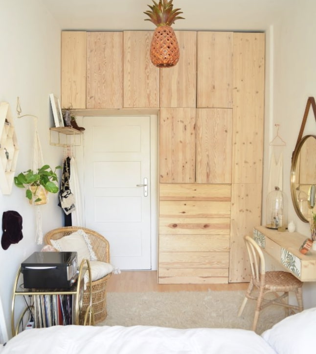 Ceiling cabinets Ceiling cabinets