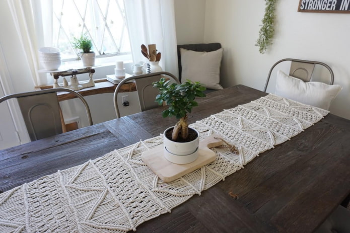 boho style table runner