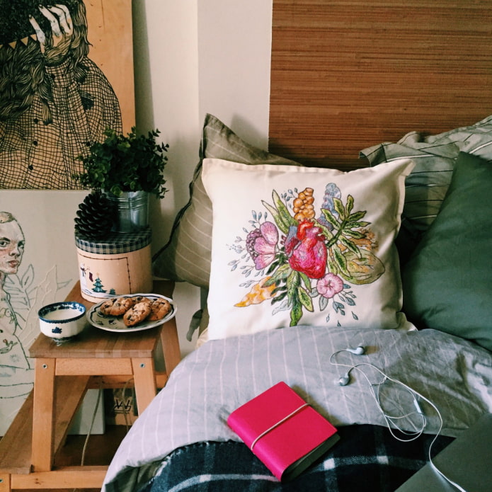 Satin stitch embroidery on the pillow