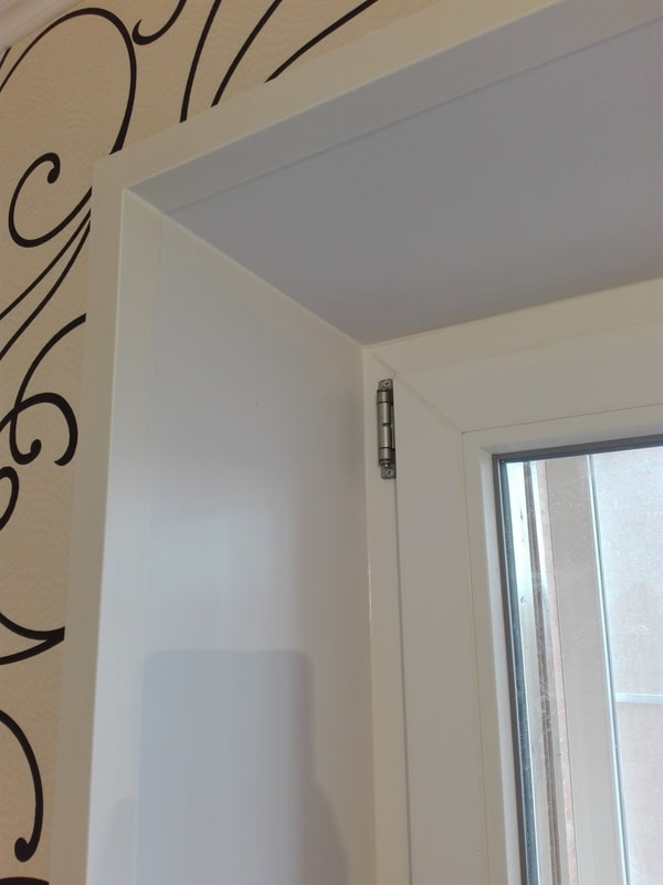 how to arrange a window slope with plastic corners