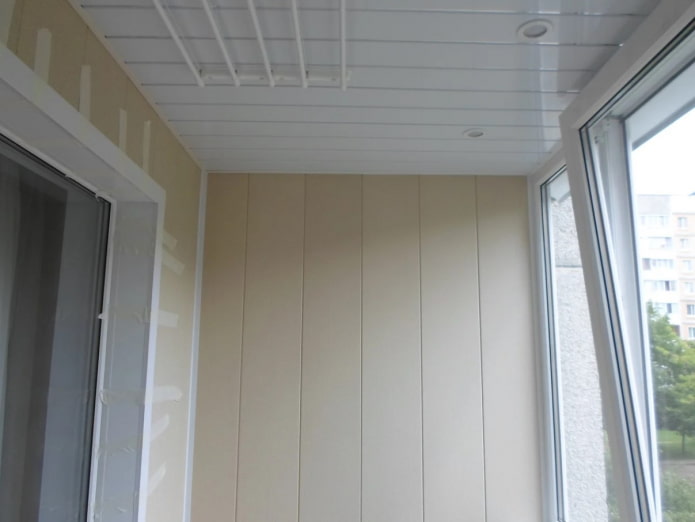 corner decoration when working with PVC panels