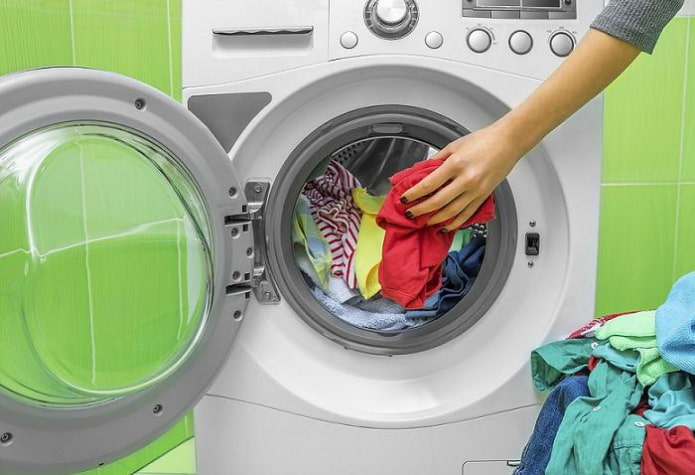 loading the washing machine