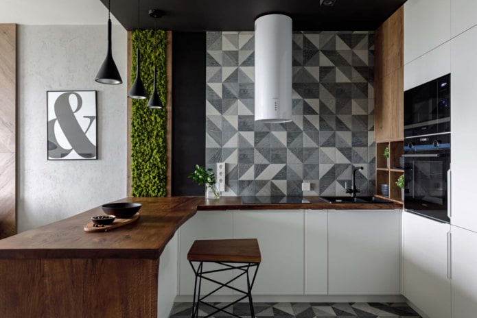 u-shaped kitchen with a peninsula