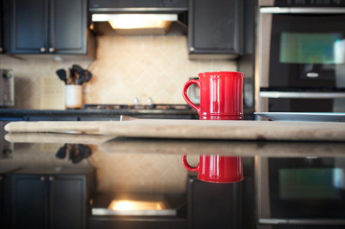 Reading the kitchen in the morning Reading the kitchen in the morning