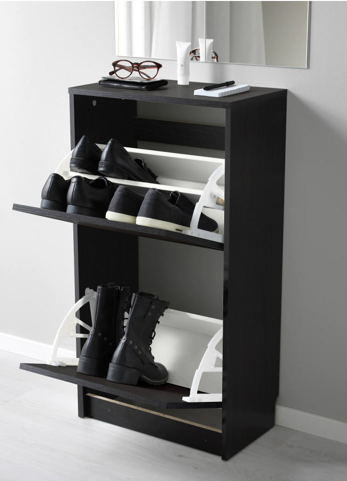 Black shoe rack Black shoe rack