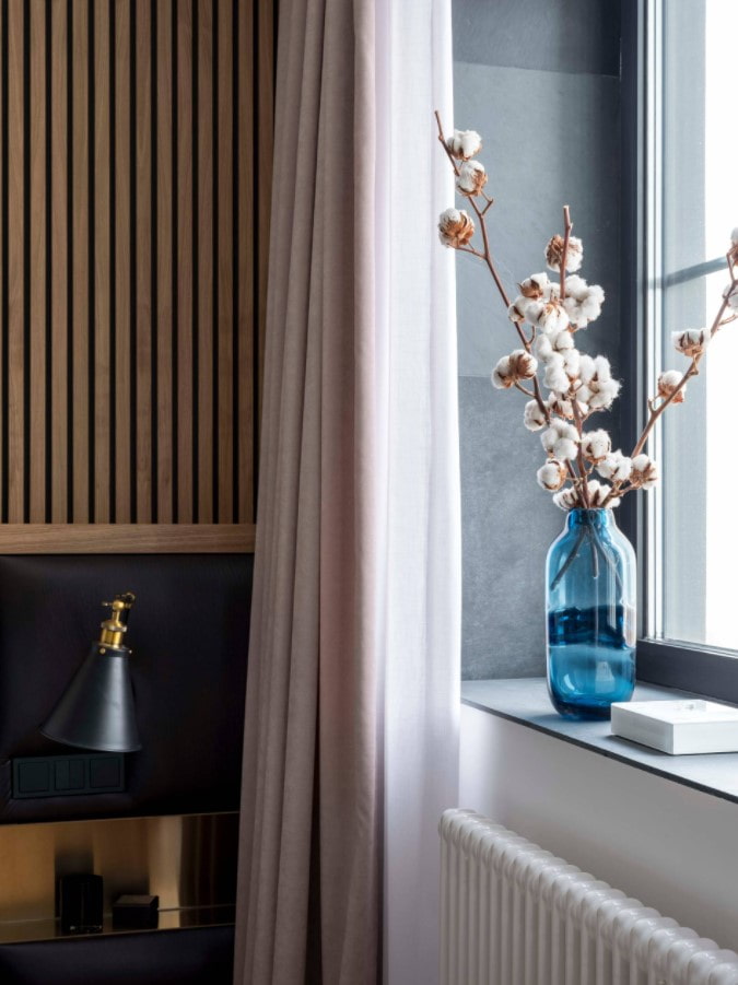 finishing of slopes with porcelain stoneware finishing of slopes with porcelain stoneware