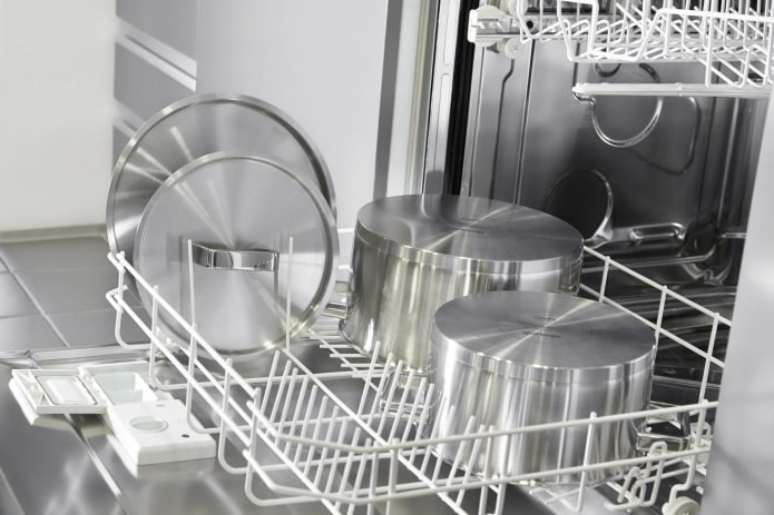 what dishes cannot be washed in the dishwasher
