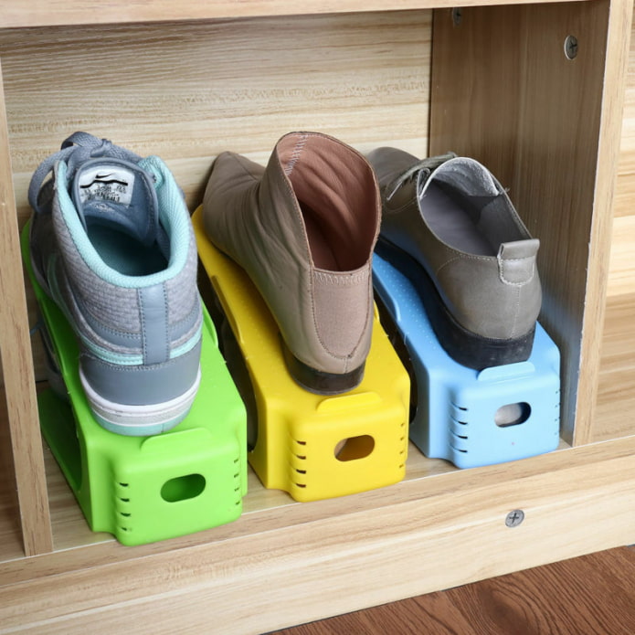 Shoe racks Shoe racks