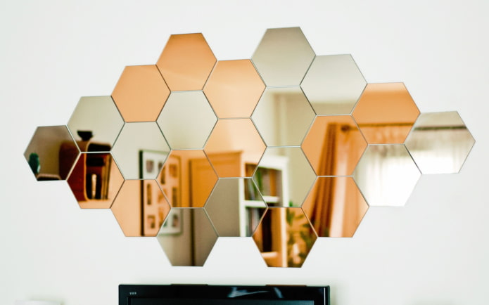 Set of mirrors HENEFOS