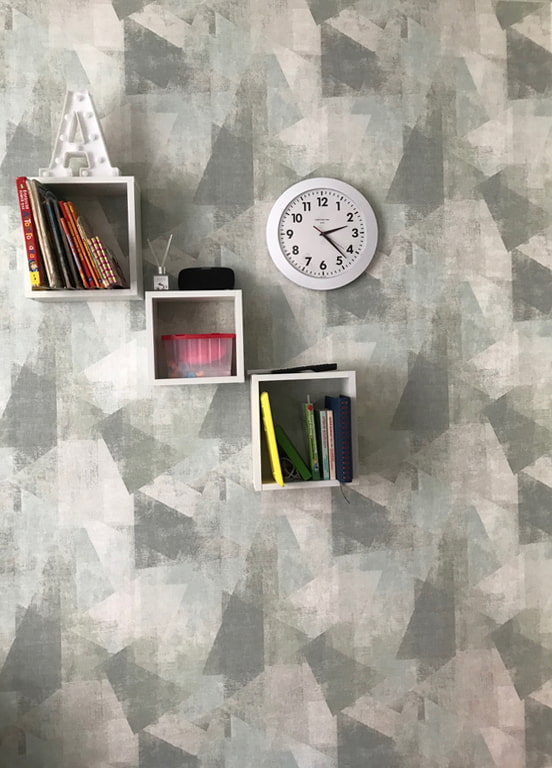 Clock in the interior