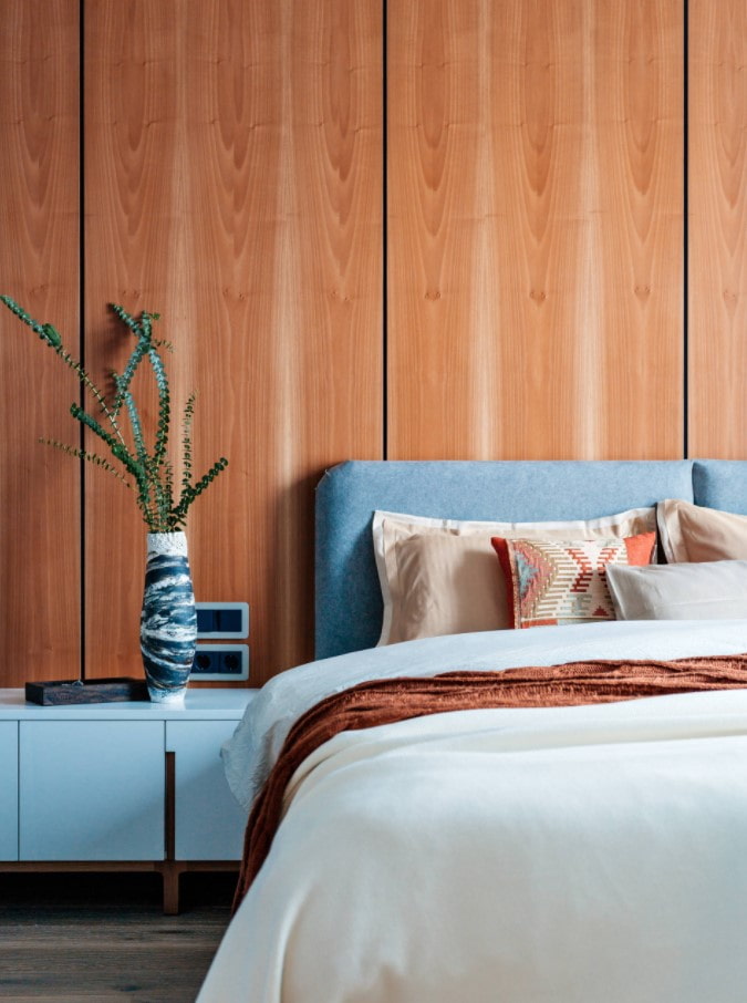 wood-like walls in the interior wood-like walls in the interior