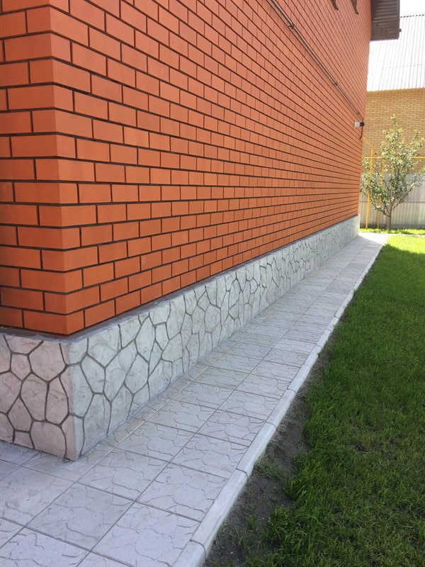 light plinth made of stone light plinth made of stone