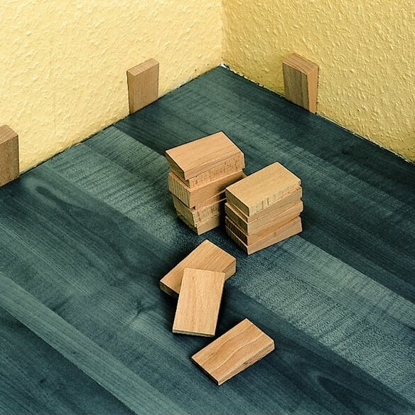 Installing wedges Installing wedges