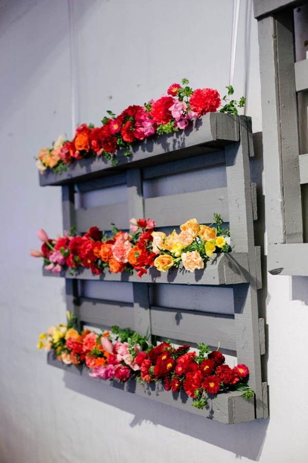 Pallet vertical flower bed Pallet vertical flower bed