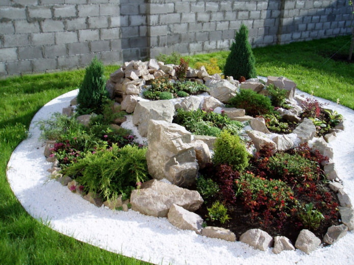 white marble chips in landscape design