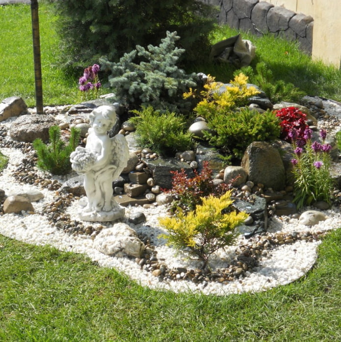 statue for alpine slide