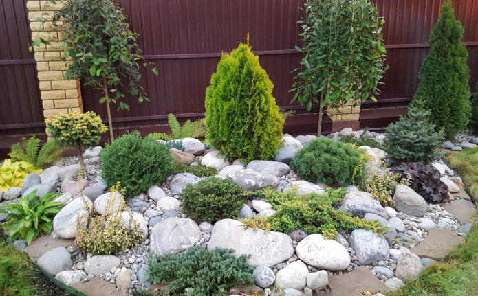 light stones in landscape design