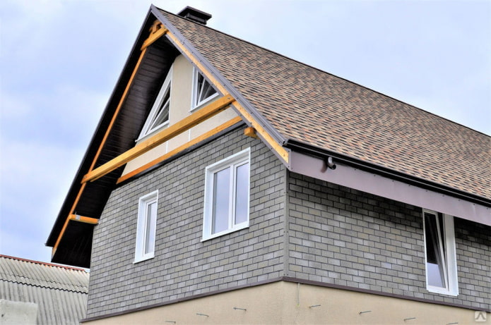 what does the facade tile look like