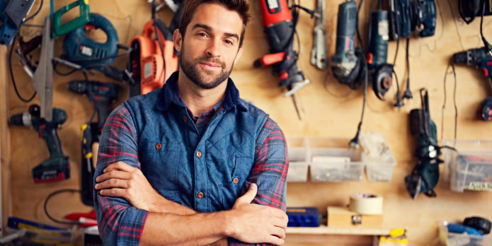 the master offers to rent the instrument